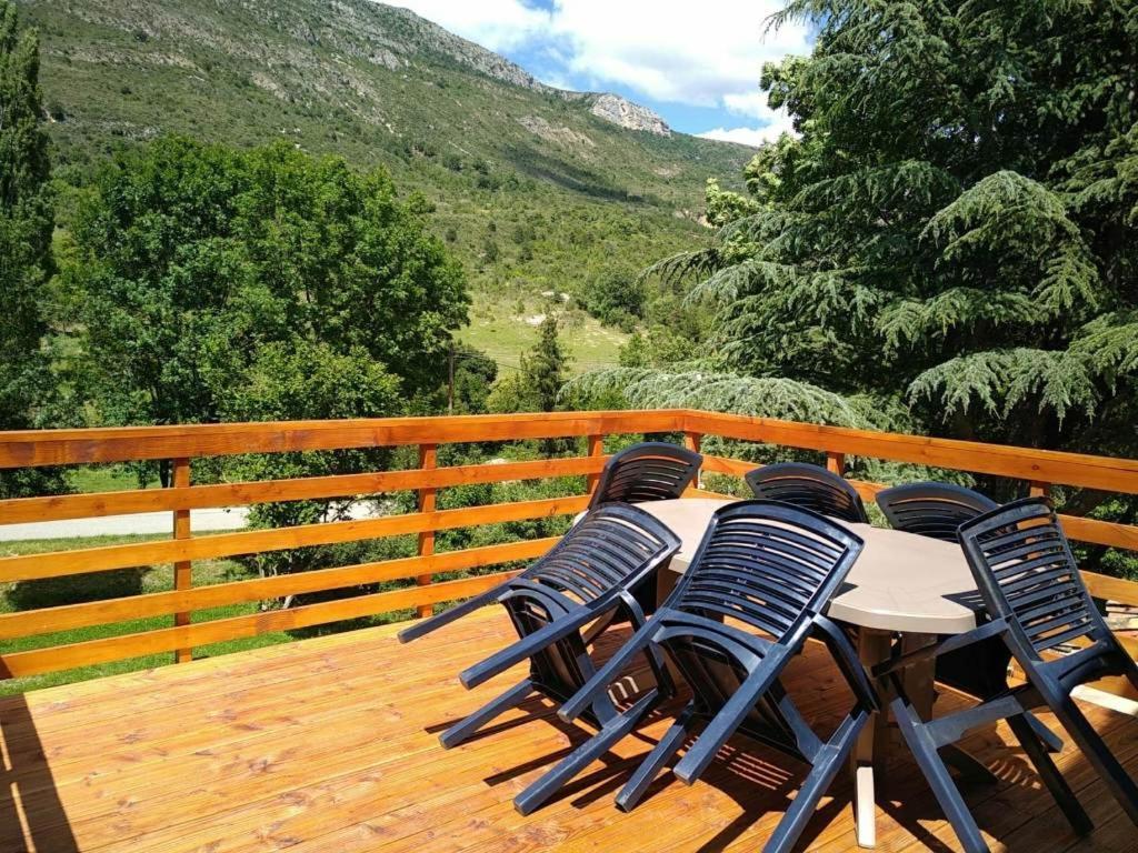 Gite En Haute Provence Montfroc Kültér fotó