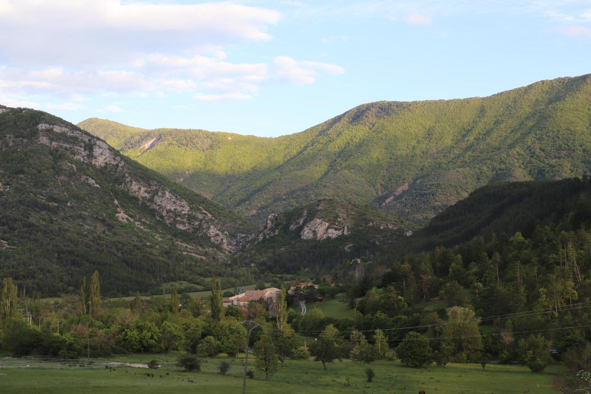Gite En Haute Provence Montfroc Kültér fotó